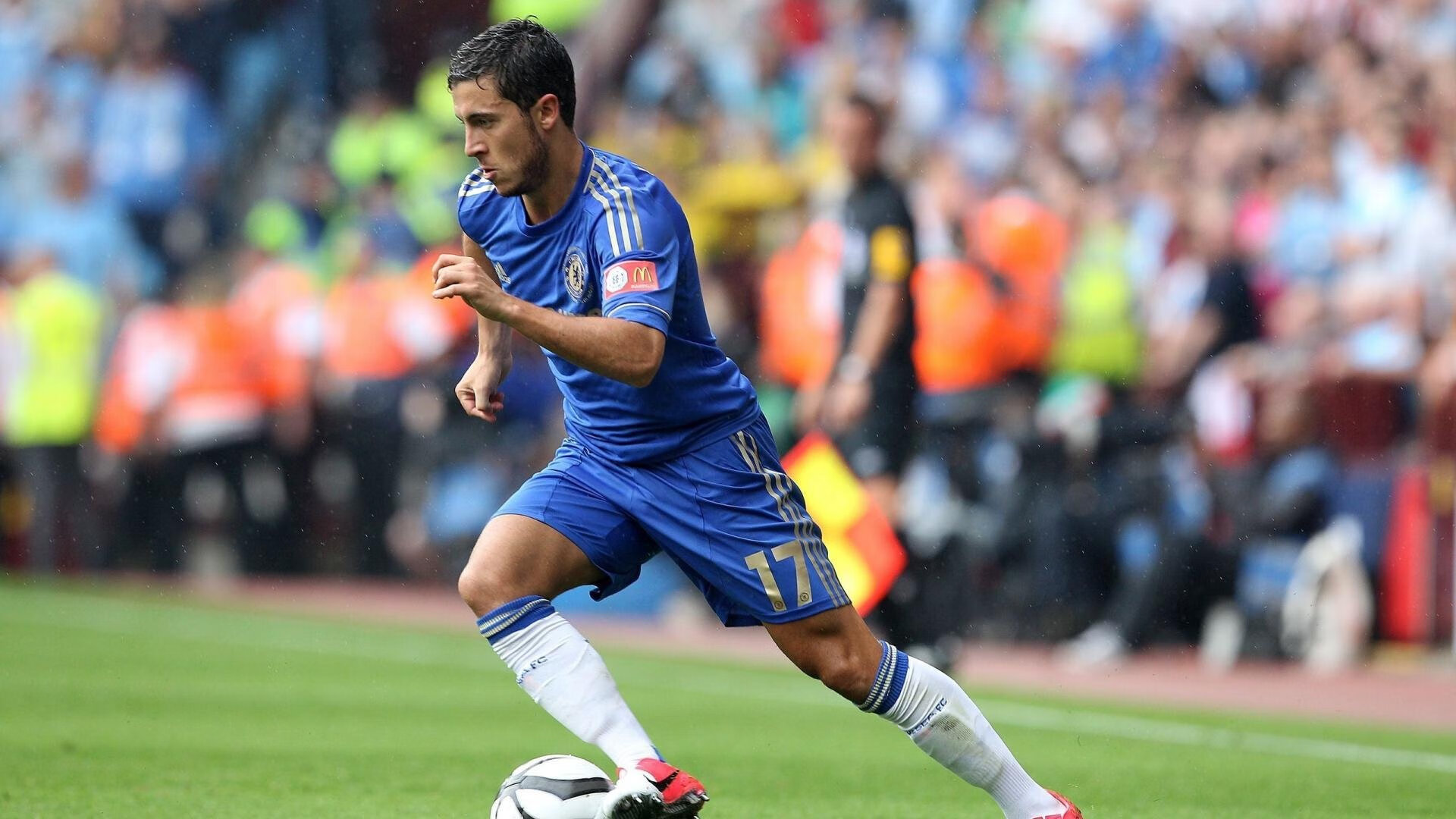 南非完胜塞维利亚，当足球的边界在绿茵场上重新划定