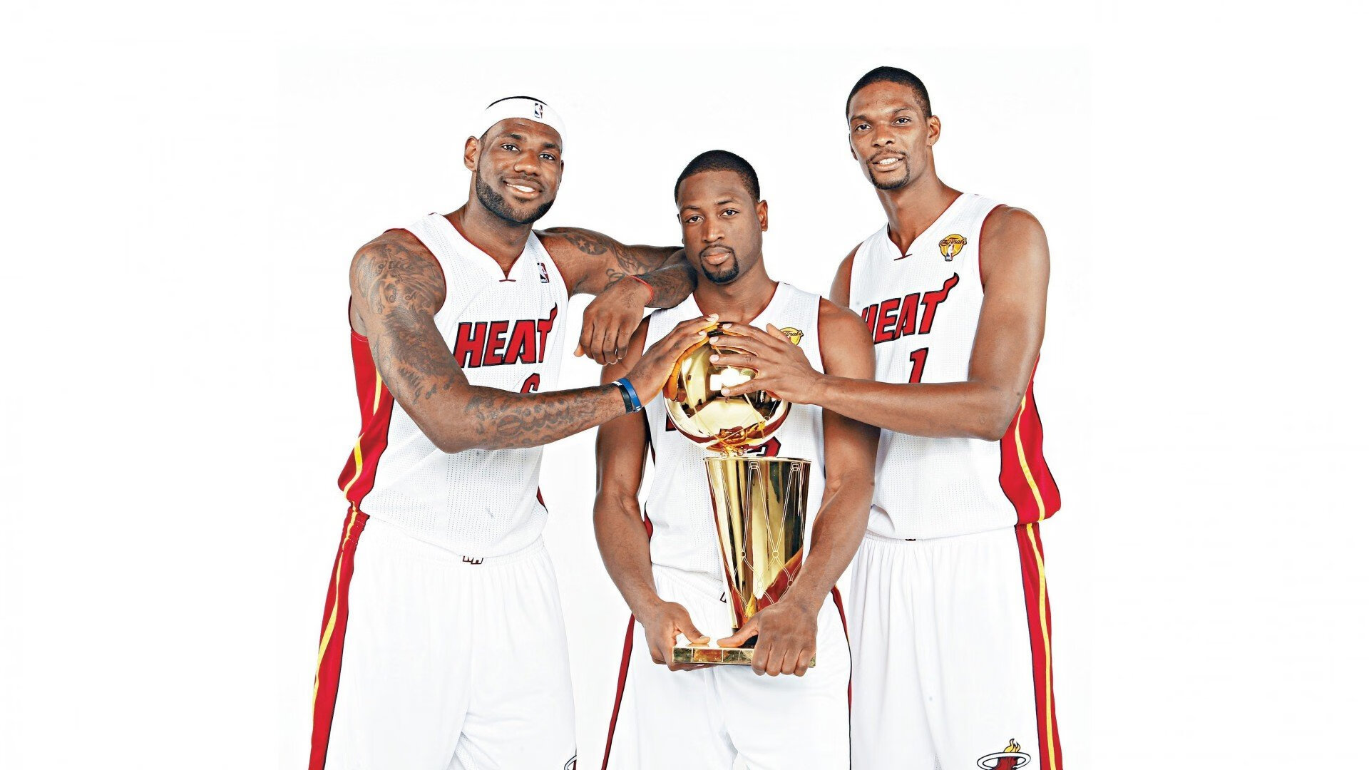 深圳队带走76人,当东方韧性注入西决生死战